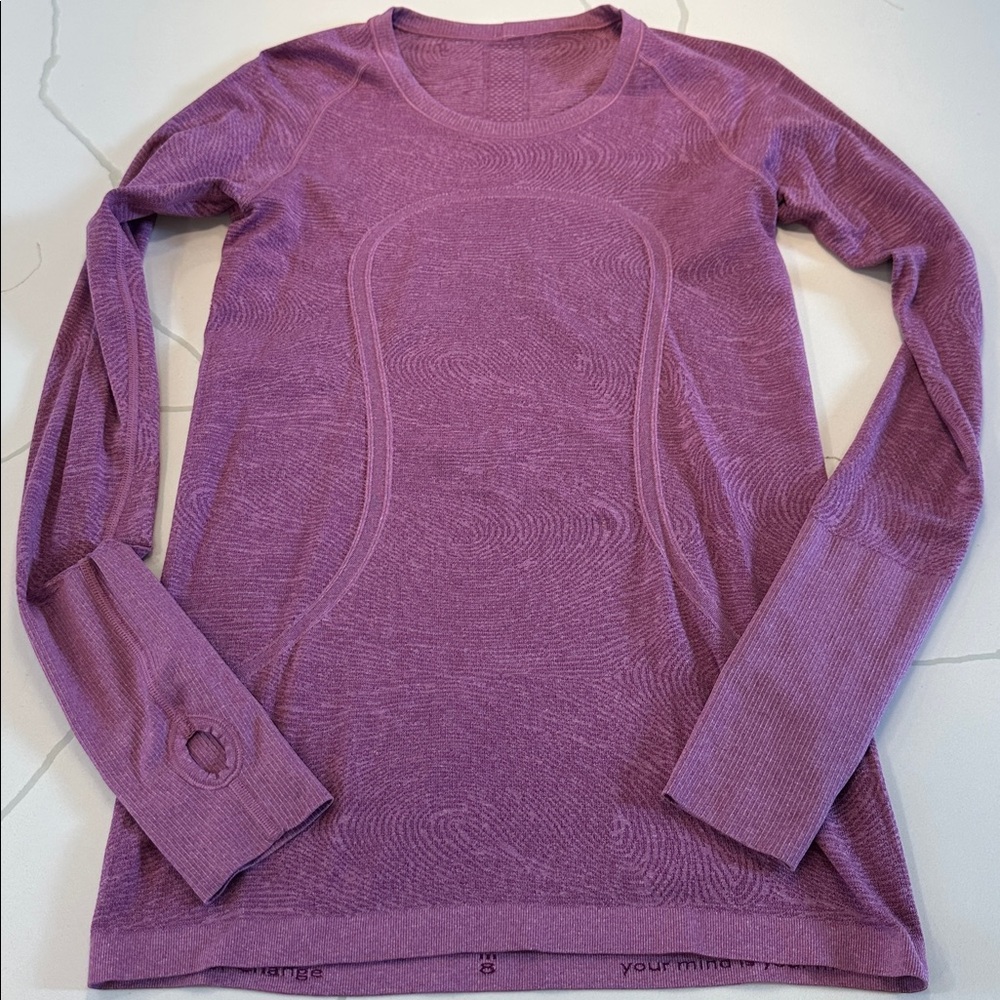 Lululemon swiftly long sleeve tee Seawheeze lilac purple thumbprint size 8 💜